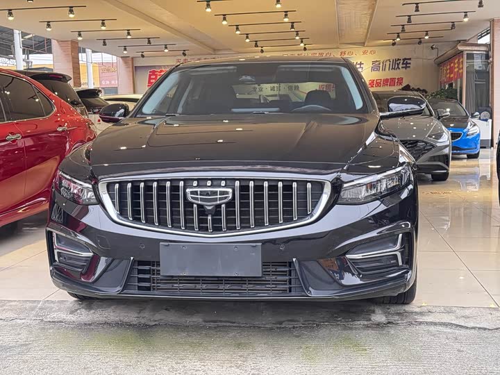 Фото 2 - Geely Preface