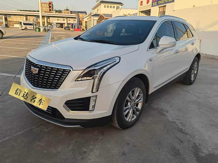 Фото 1 - Cadillac XT5