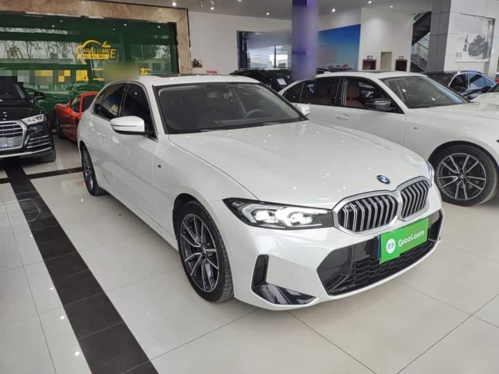 Фото 4 - BMW 3 Series