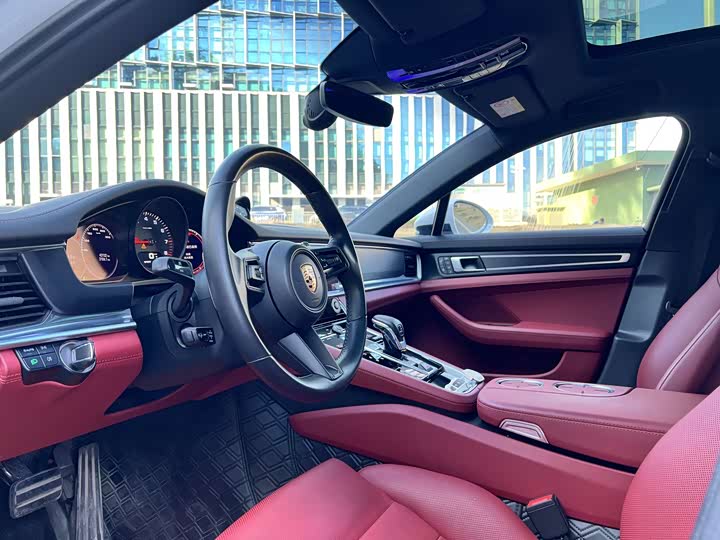 Фото 8 - Porsche Panamera