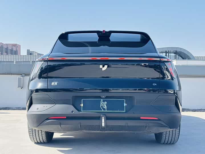 Фото 8 - Geely Jiyue 01