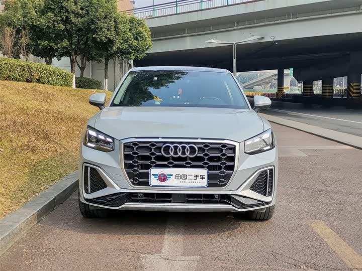 Фото 2 - Audi Q2L