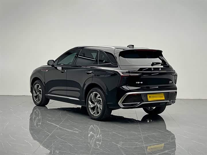 Фото 4 - Hongqi HS3 Hybrid