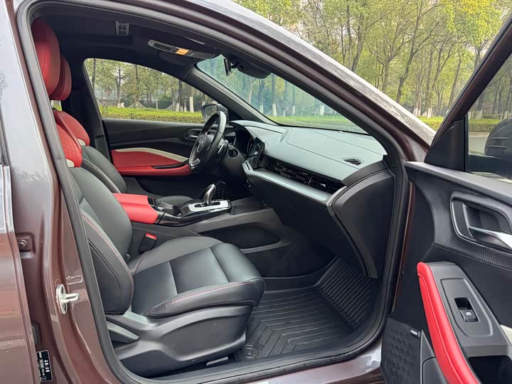 Фото 9 - MG Motor 5