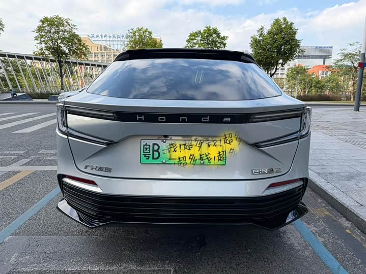 Фото 4 - Honda e:NP2