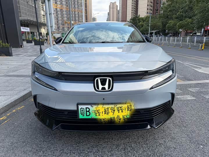 Фото 5 - Honda e:NP2