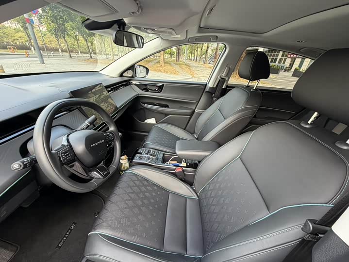 Фото 6 - Honda e:NP2