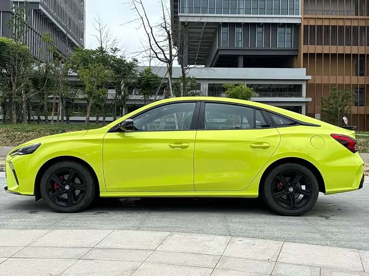 Фото 3 - MG Motor 5 Scorpio