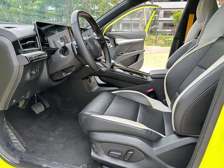 Фото 4 - MG Motor 5 Scorpio