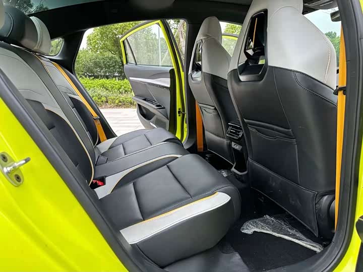 Фото 7 - MG Motor 5 Scorpio