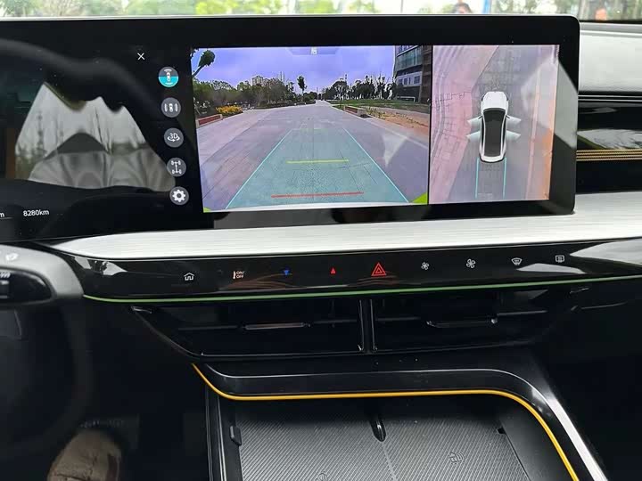 Фото 9 - MG Motor 5 Scorpio