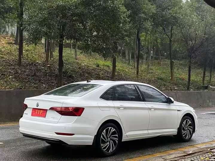 Фото 9 - Volkswagen Sagitar L