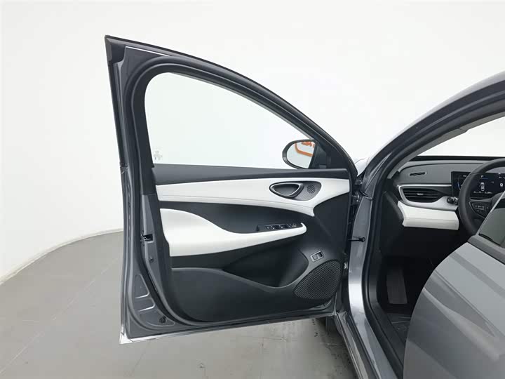 Фото 8 - BYD Seal 05 DM-i Hybrid