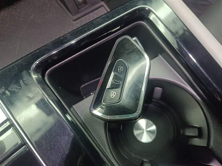 Фото 9 - Volkswagen Teramont Pro