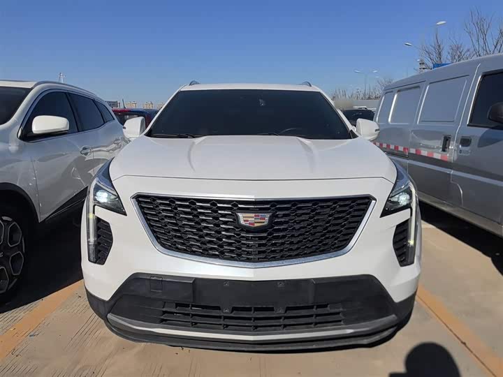 Фото 3 - Cadillac XT4