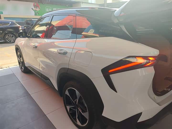 Фото 5 - Geely Galaxy L7