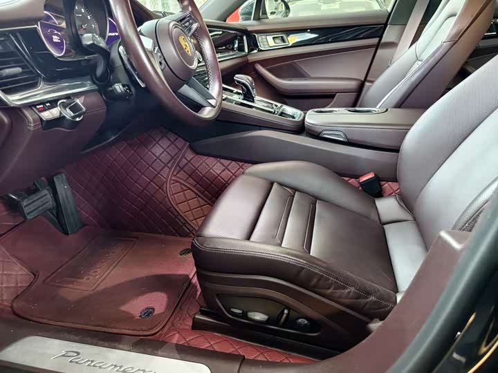 Фото 5 - Porsche Panamera