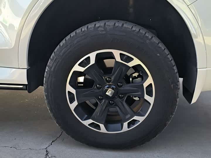 Фото 7 - Tank 500 Hybrid