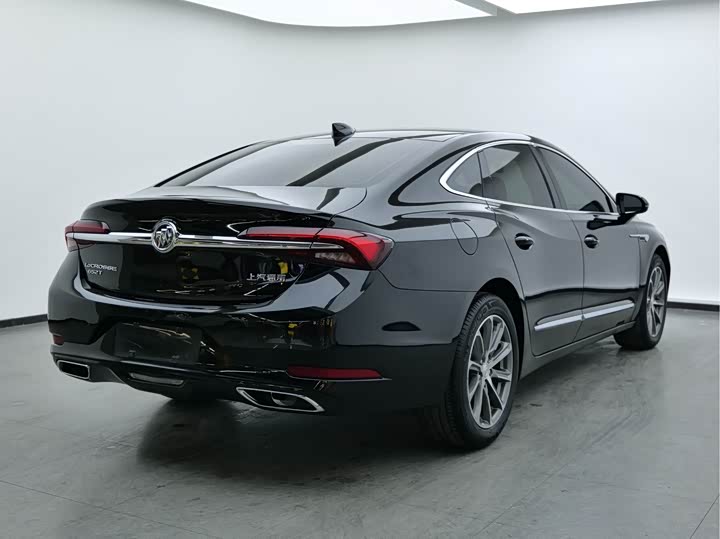 Фото 6 - Buick LaCrosse