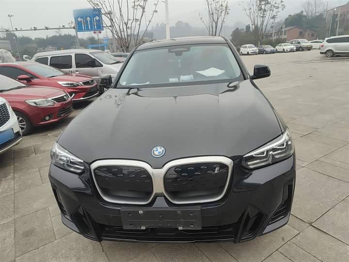 Фото 3 - BMW iX3