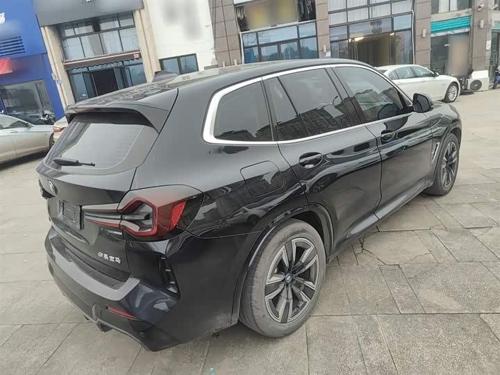 Фото 7 - BMW iX3