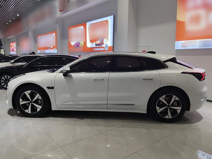 Фото 5 - Zeekr 001