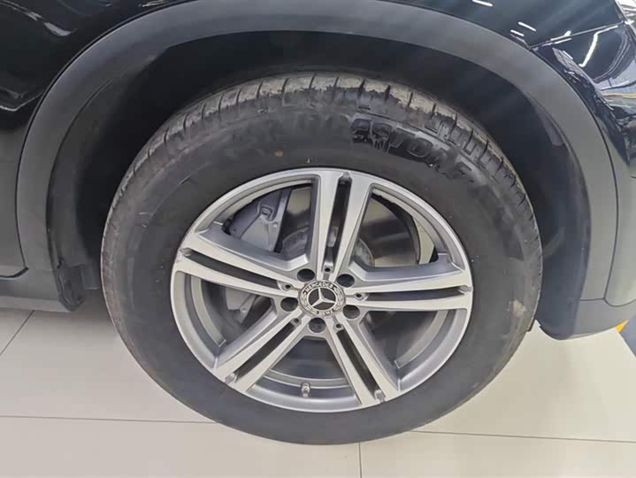 Фото 6 - Mercedes-Benz GLC-Class