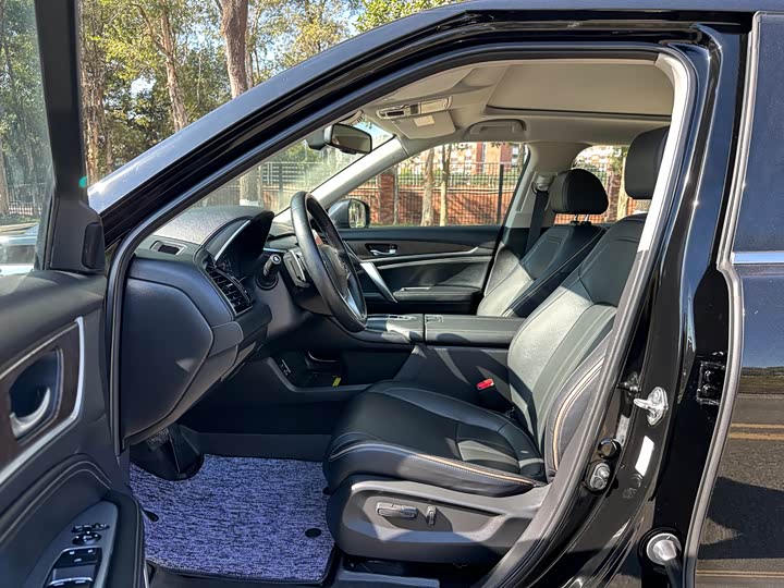 Фото 4 - Honda Avancier