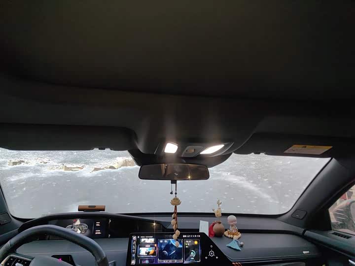 Фото 9 - Changan UNI-K