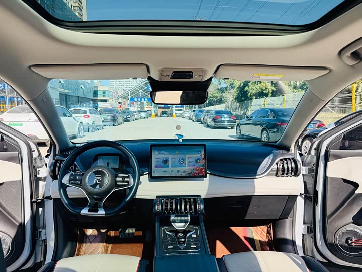 Фото 6 - BYD Yuan Plus