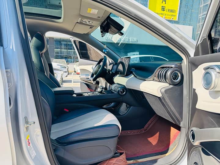 Фото 7 - BYD Yuan Plus