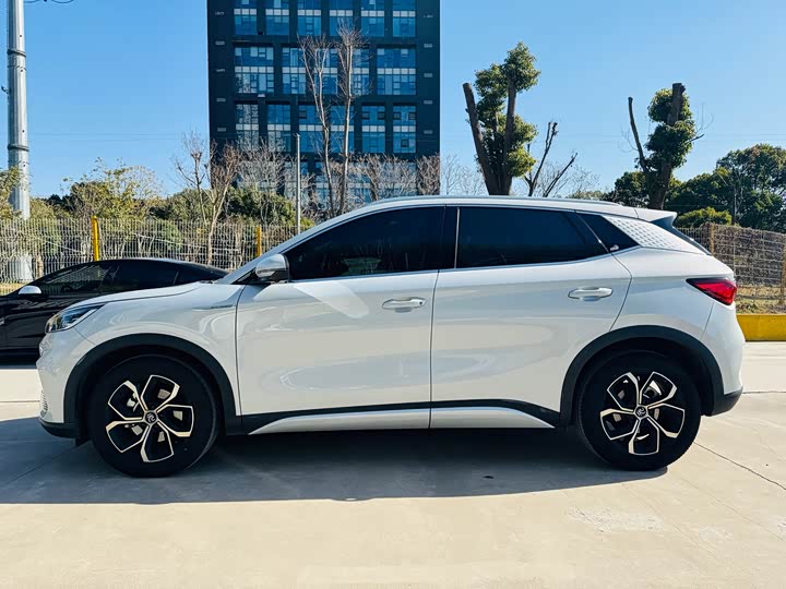 Фото 9 - BYD Yuan Plus