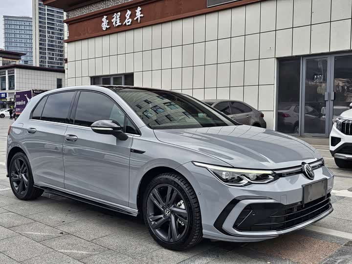 Фото 3 - Volkswagen Golf