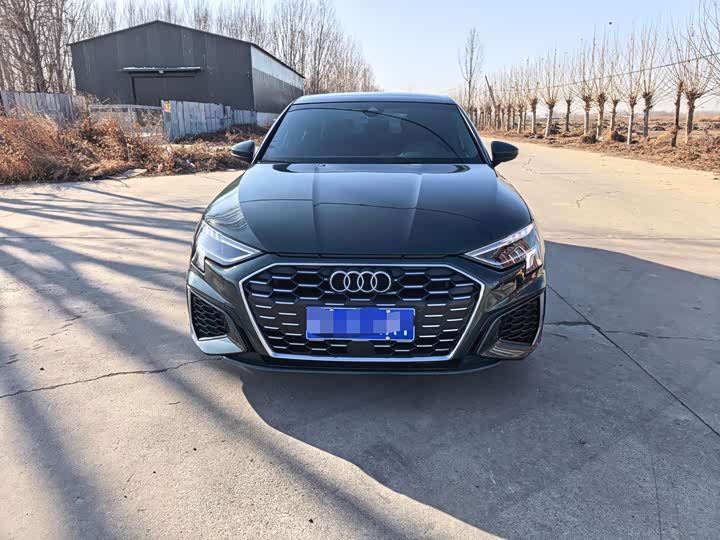 Фото 2 - Audi A3