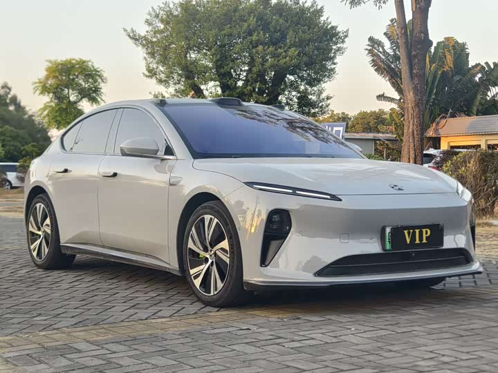 Фото 3 - Nio ET5