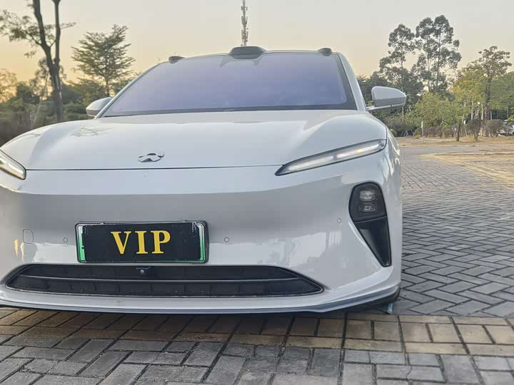 Фото 8 - Nio ET5