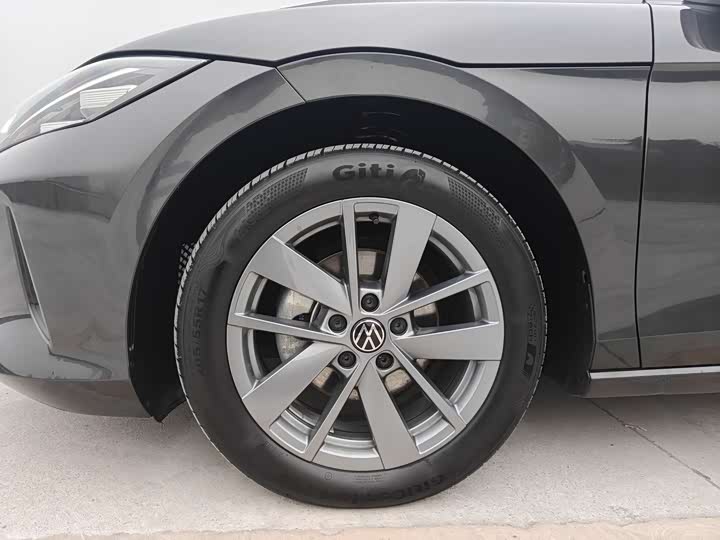 Фото 8 - Volkswagen Lamando L