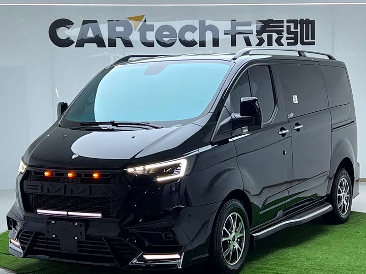 Фото 1 - Ford Tourneo