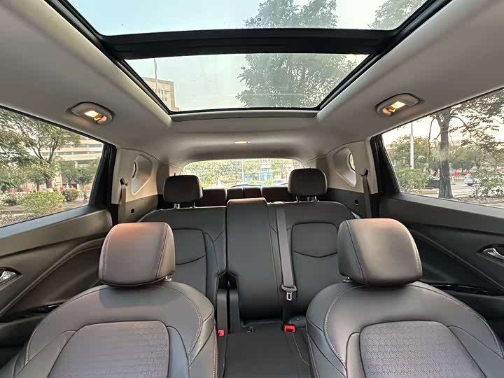 Фото 4 - Chevrolet Orlando