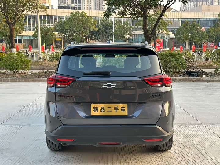 Фото 9 - Chevrolet Orlando