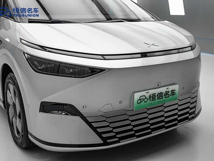 Фото 5 - XPeng X9