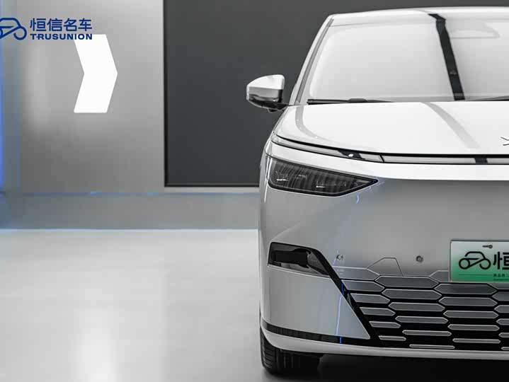 Фото 7 - XPeng X9