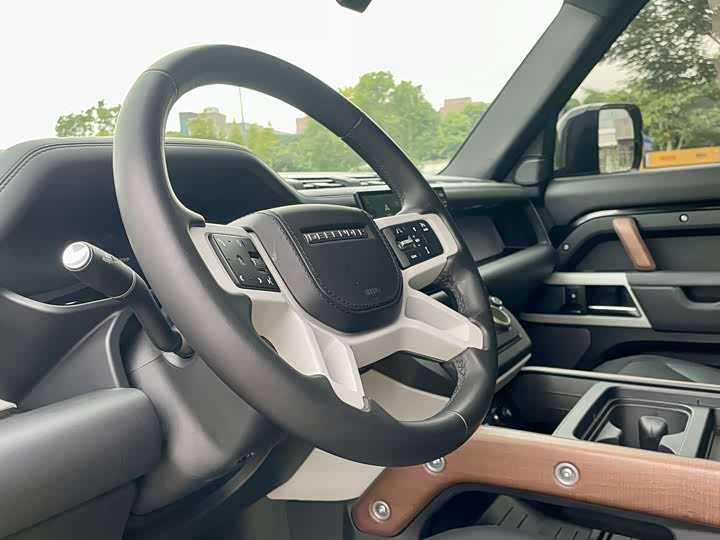 Фото 5 - Land Rover Defender