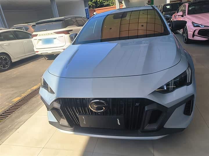 Фото 3 - GAC Trumpchi Empow R