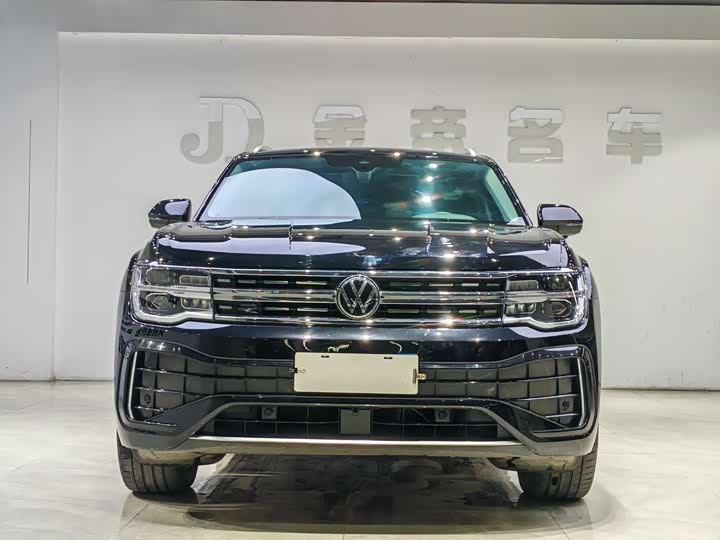 Фото 2 - Volkswagen Teramont X