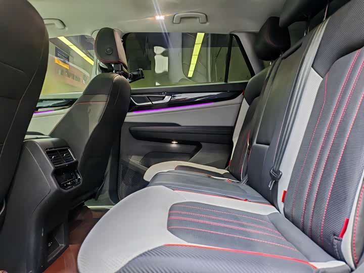 Фото 9 - Volkswagen Teramont X