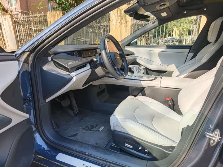 Фото 3 - Xiaomi SU7