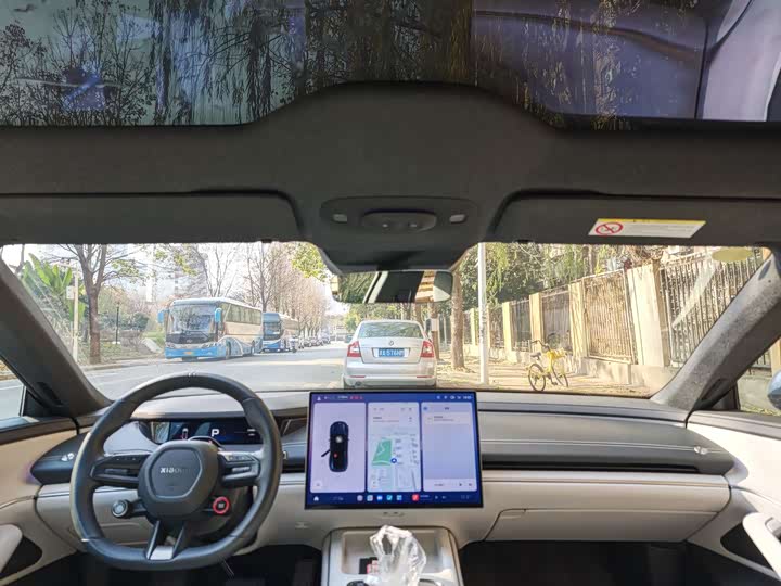 Фото 5 - Xiaomi SU7