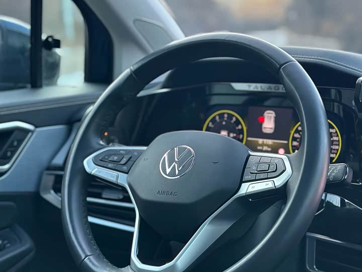 Фото 8 - Volkswagen Talagon