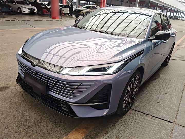 Фото 2 - Changan Eado Plus